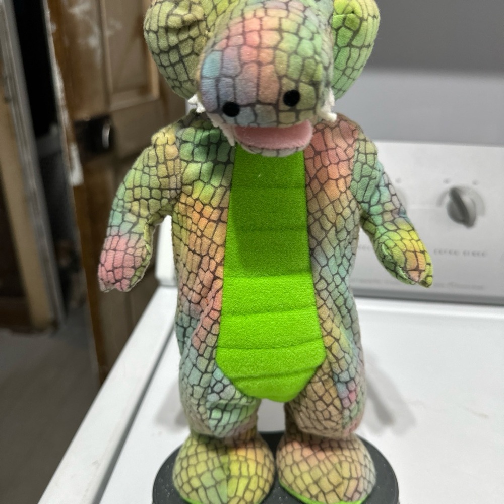 Gemmy singing & dancing Crocodile Rock Colorful Plush Dinosaur Toy